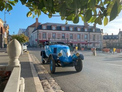 1925 RENALT NN
Chassis N 194301

Carrosserie...
