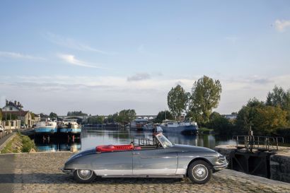 1960 CITROEN ID 19 CABRIOLET CROISETTE

N°...