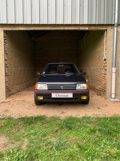 1985 PEUGEOT 
