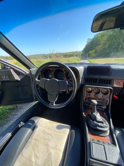 1984 PORSCHE 
