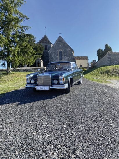 1969 MERCEDES-BENZ 
