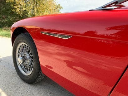 1955 AUSTIN HEALEY 
N° de série 227055

Exemplaire...
