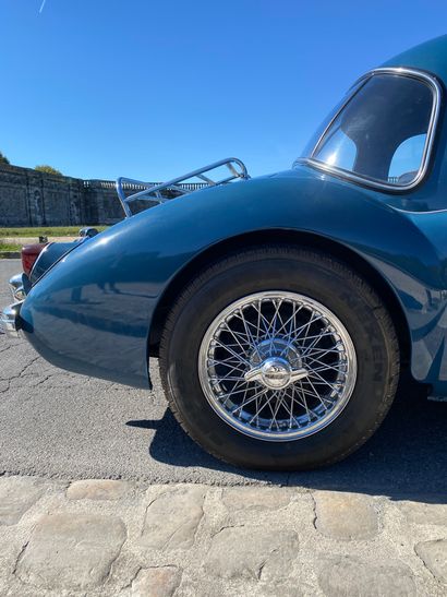 1958 MG 
N° de série : HMD25594 Bel état

Intérieur...