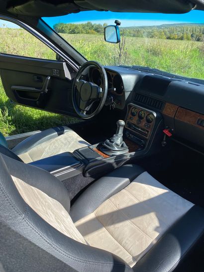 1984 PORSCHE 
