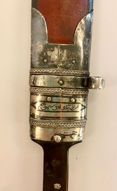KINDJAL avec son fourreau d’origine

Acier,...