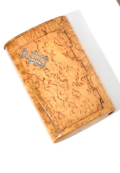 ETUI A CIGARETTES

Bois de bouleau de Carélie

12,5...