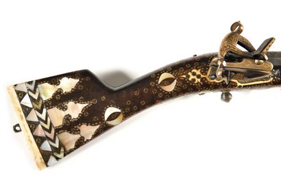 FUSIL-TROMBLON CAUCASIEN

Rare et magnifique...