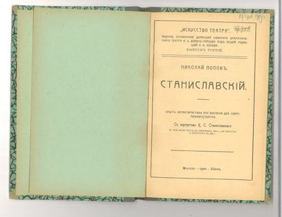 LOT de deux livres sur l’histoire de théâtre...