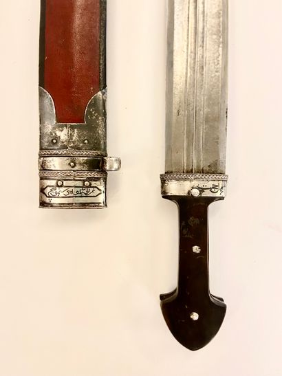 KINDJAL avec son fourreau d’origine

Acier,...