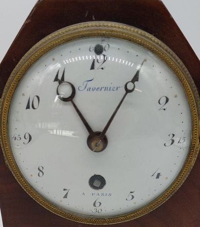 Mahogany veneered HANDKERCHIEF. The dial...