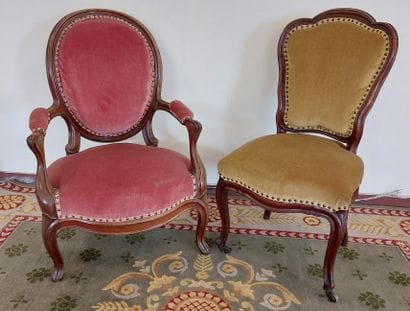 FAUTEUIL de style Louis Philippe tapissé...