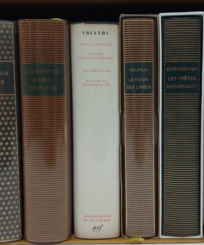 LOT DE HUIT PLEIADES :

- Histoire des littératures...