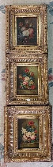 SET OF THREE OILS ON PANELS 

Bunch of flowers...