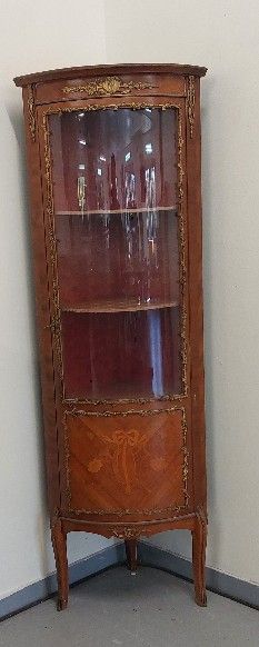 VITRINE ENCOIGNURE en bois de placage et...