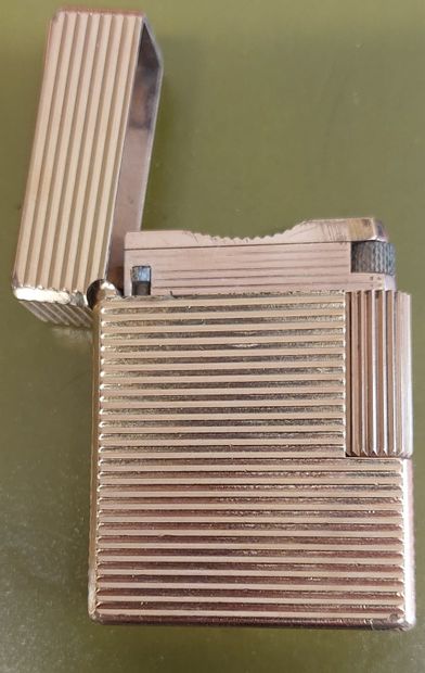 DUPOND 

BRIQUET 

Signé et numéroté.