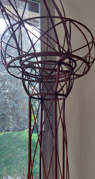 ARCHE AUX ROSIERS en fer forgé

H : 280 cm...