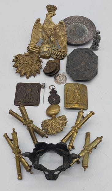 SET OF HISTORICAL SOUVENIRS: brass officer's...