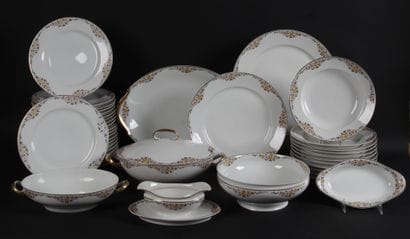 RAYNAUD À LIMOGE, part of a porcelain dinner...