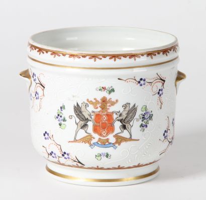 Porcelain RAFFRAICHOIRE, in the style of...