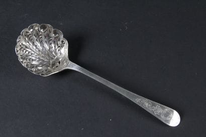 Spoon with SAUPOUDRER with 850 thousandths....