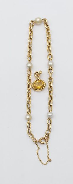 PENDENTIF ET BRACELET en or
Bracelet en or...