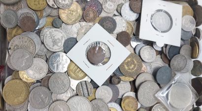 IMPORTANT LOT OF VARIOUS PARTS