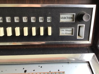 JUKE-BOX Jupiter J100
Loaded with 32 working...