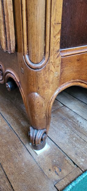 ARMOIRE RUSTIQUE BRESSANNE en merisier et...