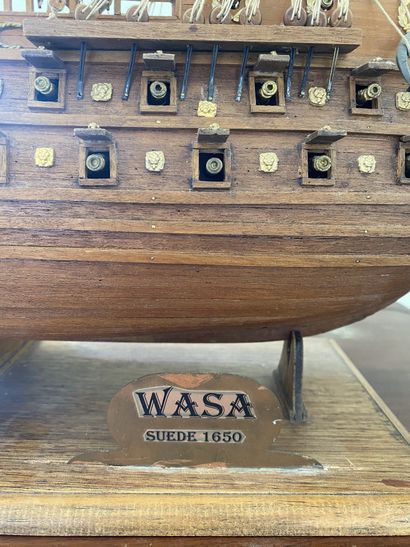 MAQUETTE DE BATEAU en bois 
Wasa
L : 96 ...