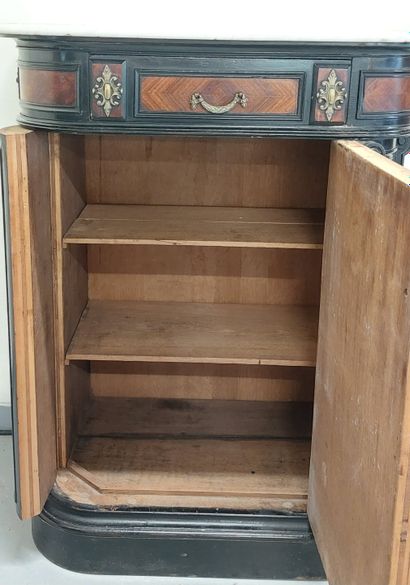 MEUBLE D'APPUI en bois noirci et bois de...