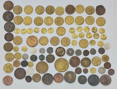 LOT OF VINTAGE PIECES