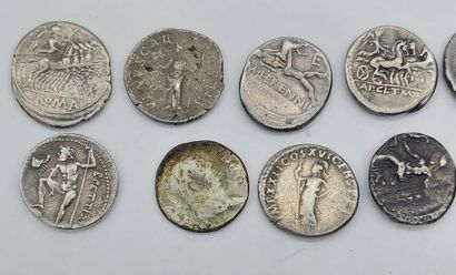 LOT OF TWELVE ANTIQUE PIECES