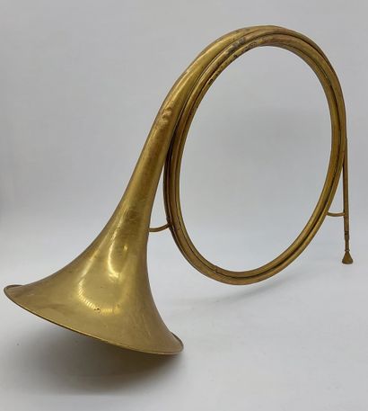 HUNTING HORN
Maison couturier, Paris