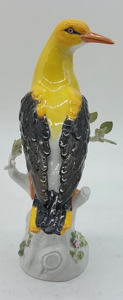 MEISSEN
Bird on a branch
Polychrome porcelain...