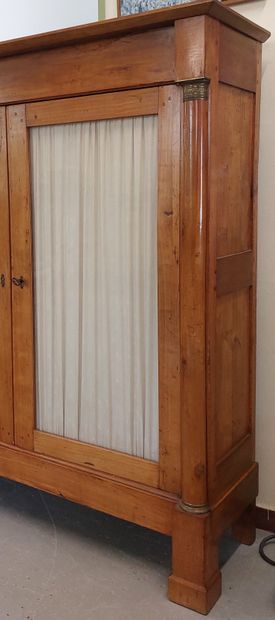 WINDOW in cherry wood, two doors with half-columns
Empire...