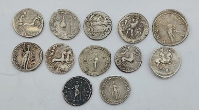 LOT OF TWELVE ANTIQUE PIECES
