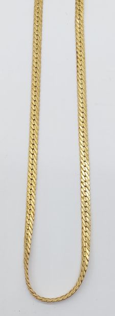 COLLIER en or
Poids : 13,35 g
(accidents...