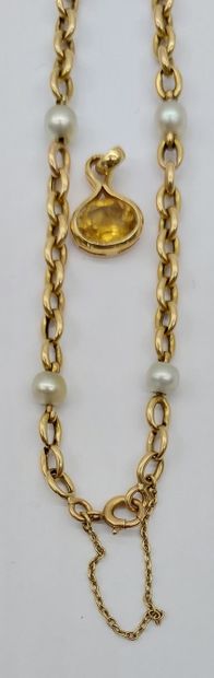 PENDENTIF ET BRACELET en or
Bracelet en or...