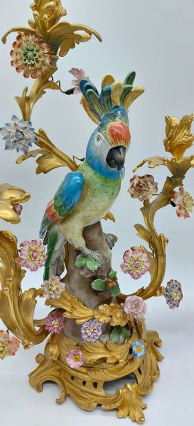 IMPORTANT PAIR OF CANDELABRES in gilt and...