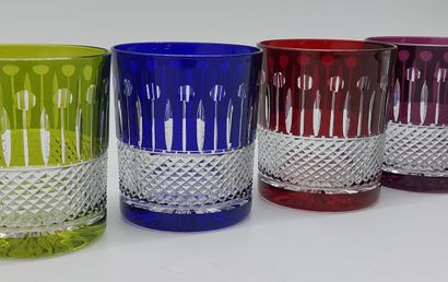 SIX WHISKY GLASSES in colored cut crystal
H...