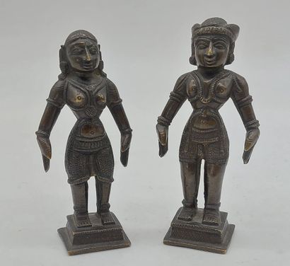 TWO SMALL BRONZES
H : 10,5 cm