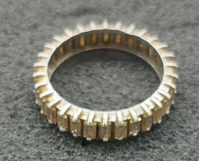 ALLIANCE in white gold and diamonds
T : 57...
