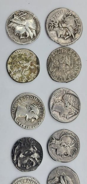 LOT OF TWELVE ANTIQUE PIECES