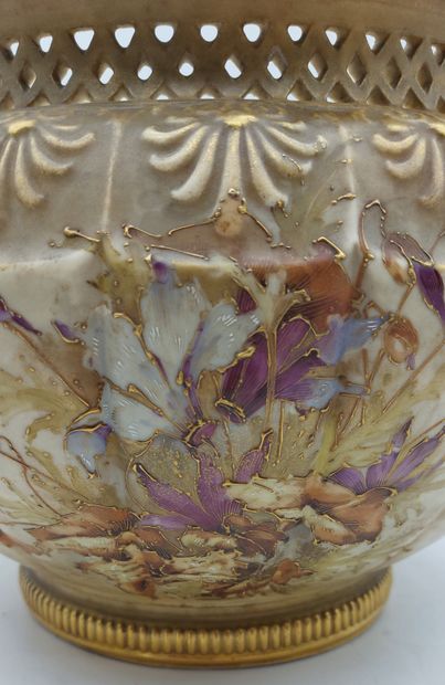 TURN-TEPLITZ (Bohemia)
Ceramic planter with...