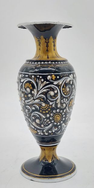 VASE in enamelled copper 
Renaissance style...