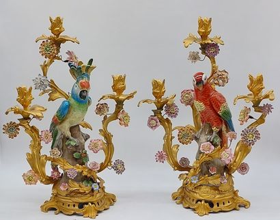 IMPORTANT PAIR OF CANDELABRES in gilt and...