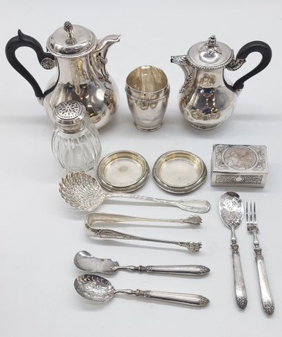 LOT OF SILVER including :
- a coffee pot
-...