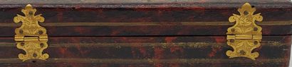 LITTLE BOX in lacquer with gold leaf decoration,...
