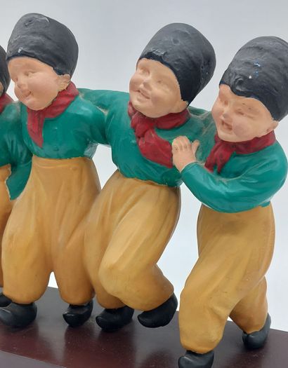 GROUP OF HOLLANDERS in terracotta
In the...