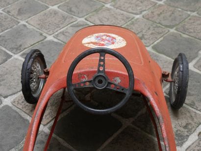 Voiture à pédales Maserati par Giordani....